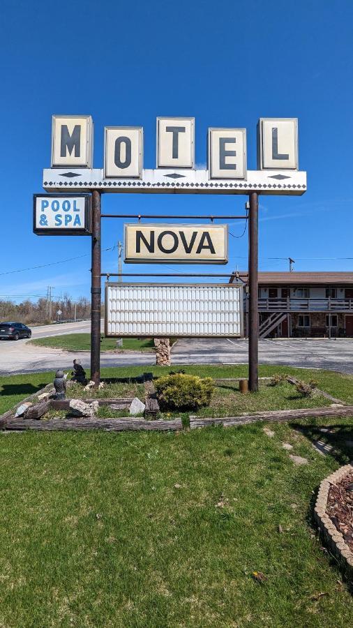 The Nova Motel Ludington Exteriör bild